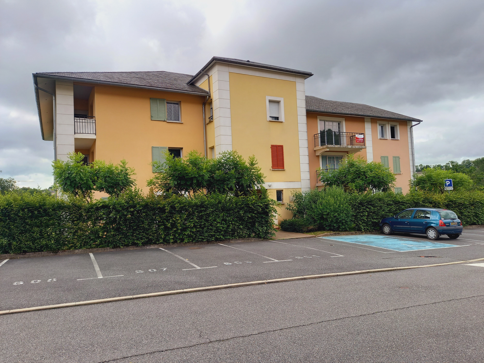 T2 RODEZ / Saint Felix- proche Bourran