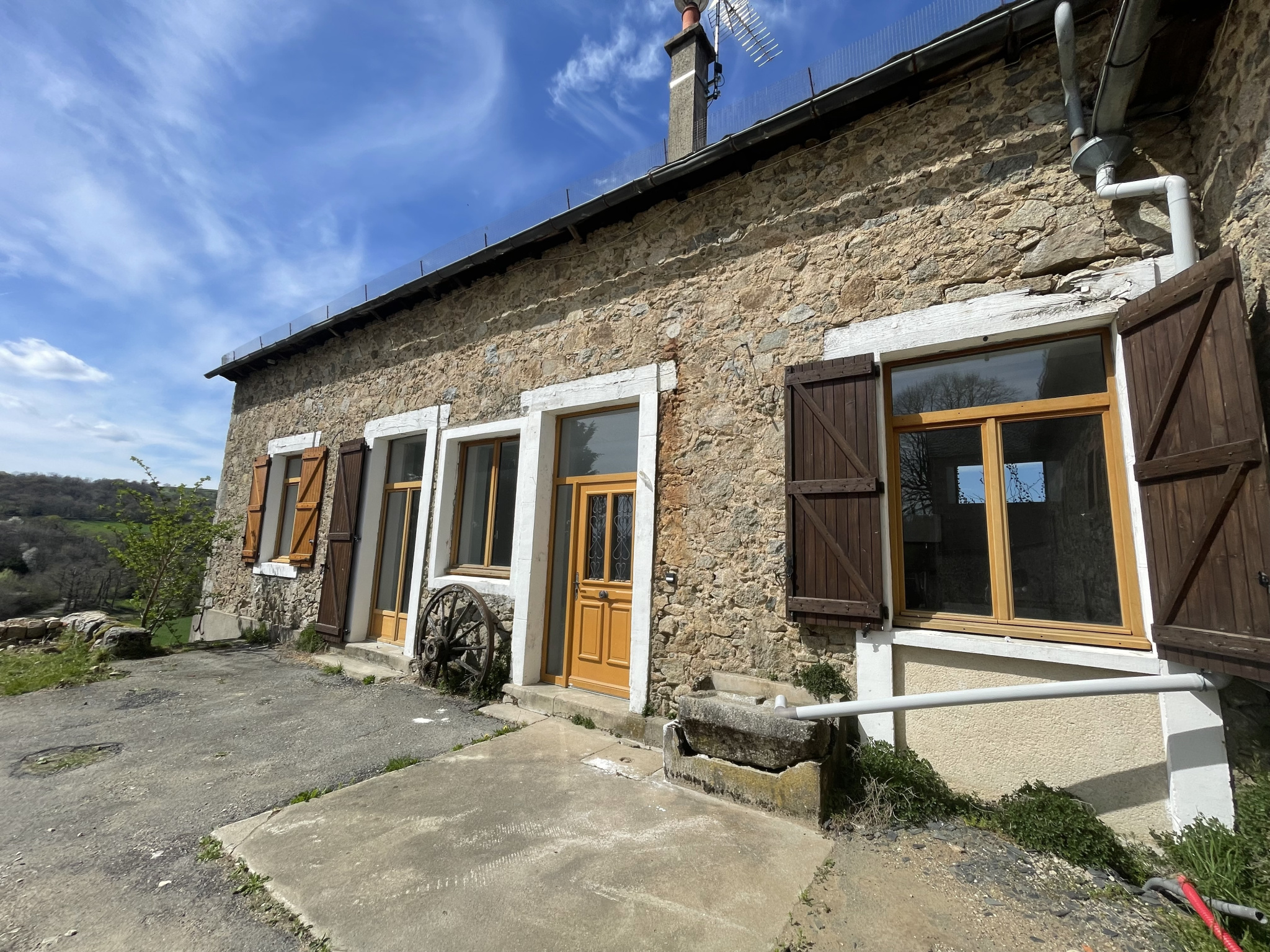 LA BASTIDE L'EVEQUE : MAISON TYPE 4 RENOVEE
