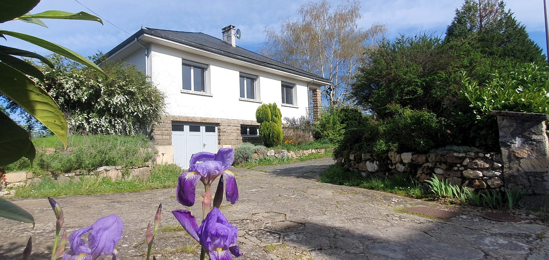 LESCURE JAOUL /  belle maison sur terrain de 6000m2