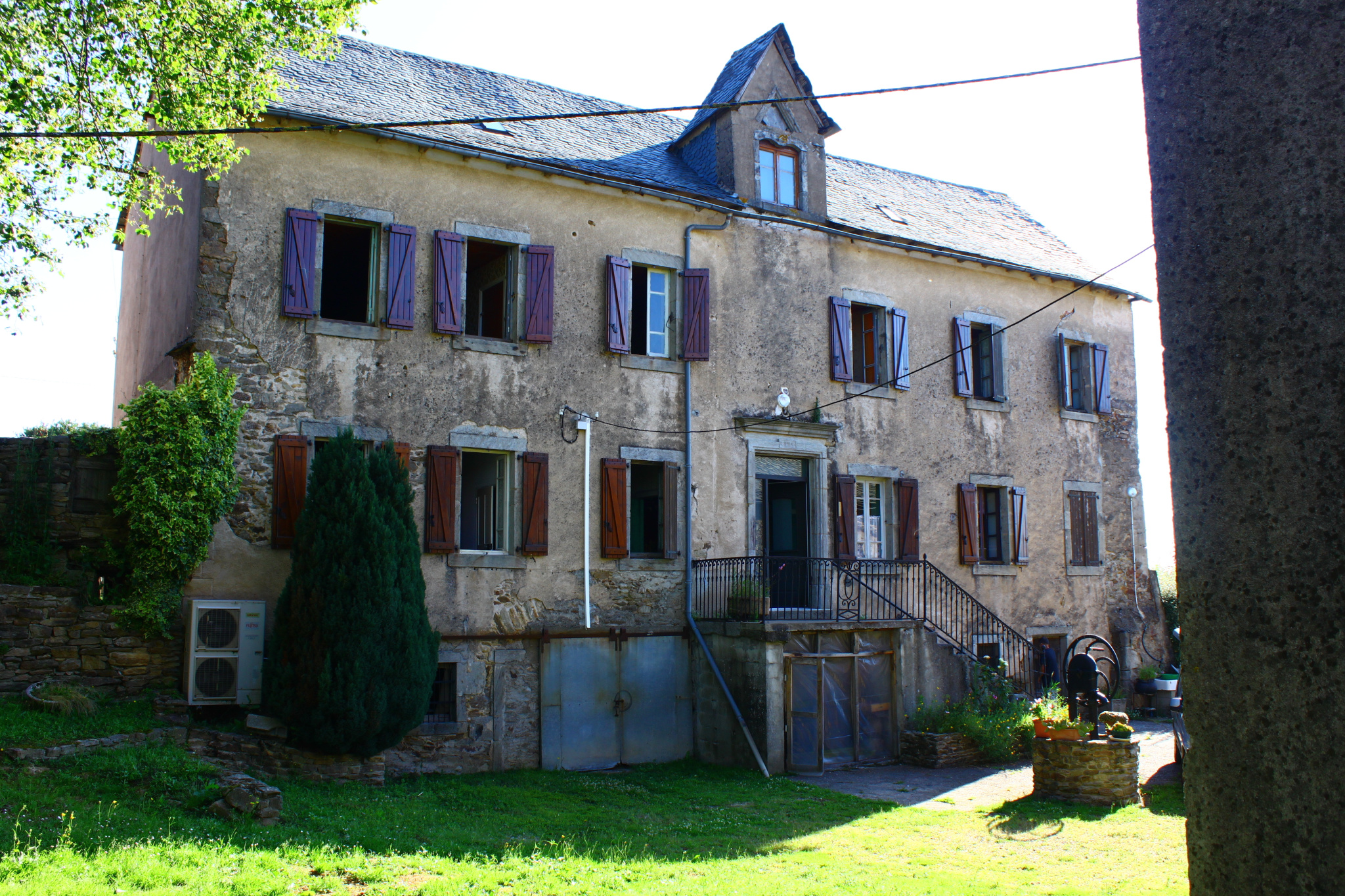 SECTEUR RIEUPEYROUX : belle maison de Maître